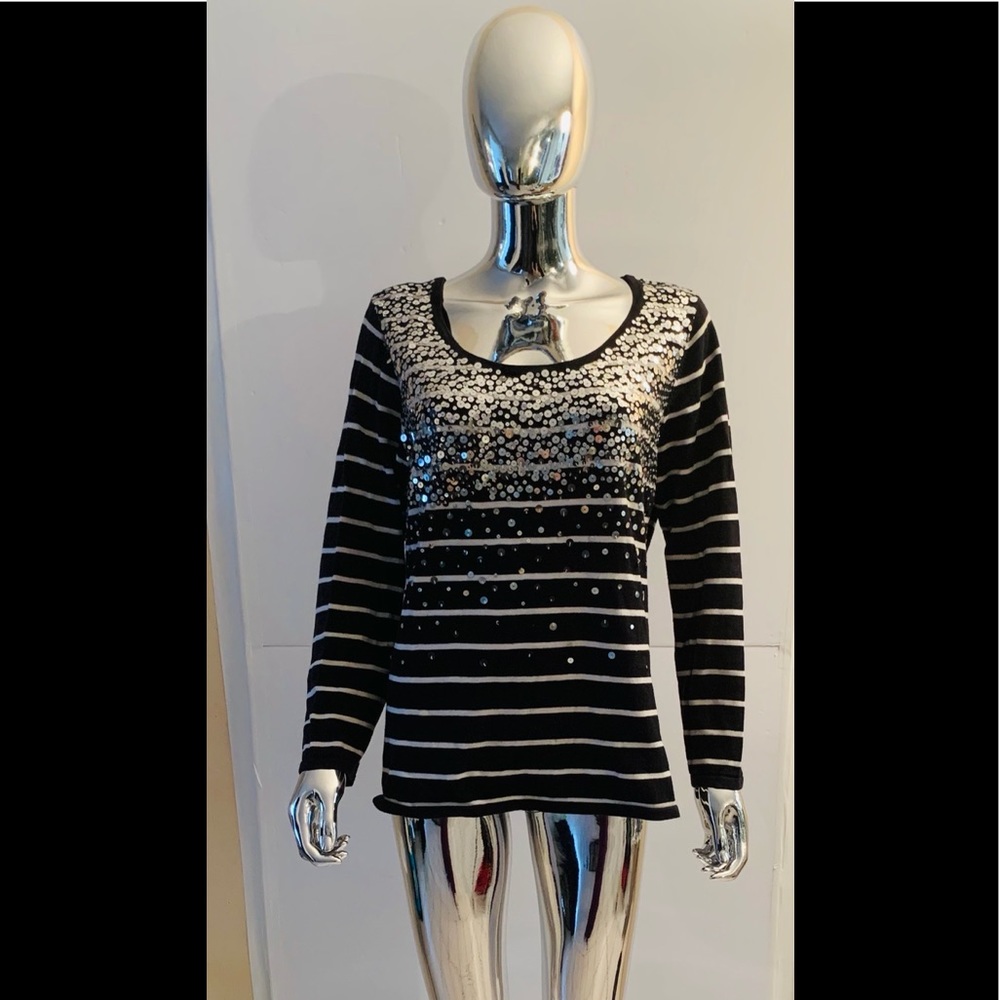 Decarte Black & Silver Sequined Top